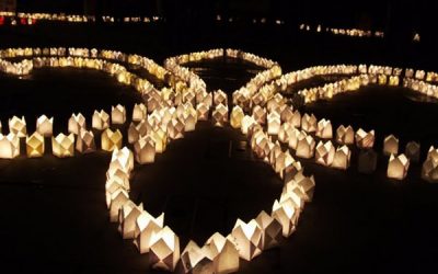 La lumina a 10.000 de lumânări