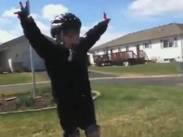 Să fii copil e un lucru serios!