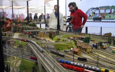 Hai vino iar în gara noastră mică