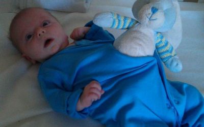 Un bebeluș creează imagini din filme celebre