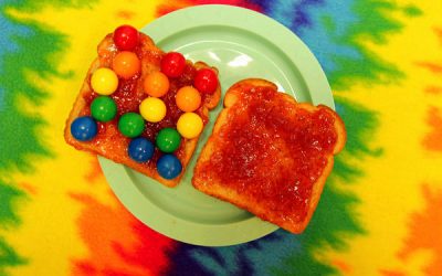 Mâncare veselă pentru copii și mai veseli