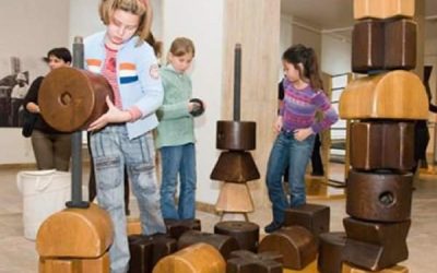 Copiii și părinții sunt invitați la un atelier despre operele lui Constantin Brâncuşi