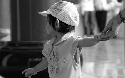 Părinții sunt în primul rând companionii copiilor