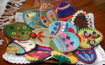 La Lumea lui MOMO copiii lucrează de zor la decorațiunile de Paște