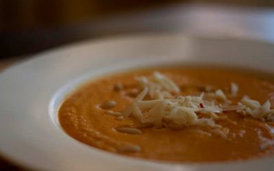 Cremă de dovlecei cu ardei copţi (de la 6 luni)