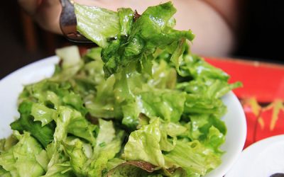 Salată verde, o multitudine de sortimente și de beneficii pentru bebeluși și copii