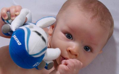 Avion, cu motor, du-mă și pe mine la Clinceni