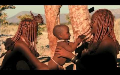 Ajuta-l pe Mos Craciun sa aleaga cadouri pentru familia si prietenii tai!