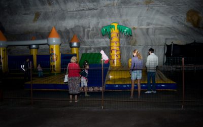 Loc de joacă la răcoare: Salina de la Slănic