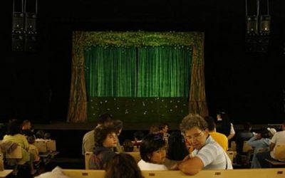 Teatrul Țăndărică ne așteaptă în parc