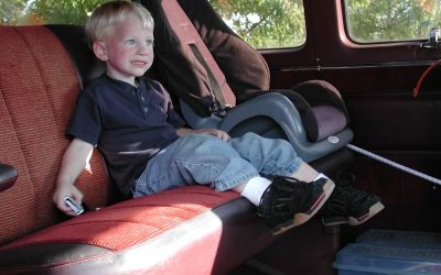 Importanța scaunelor auto pentru copiii mai mari