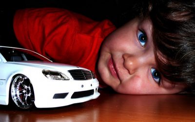 Check in pe drum, în mașină. Cum?!