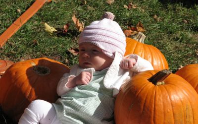 A venit, a venit toamna, acoperă copilul cu… haine noi