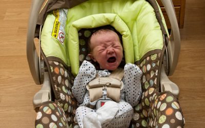 Copiii născuți prematur și siguranța lor în mașină