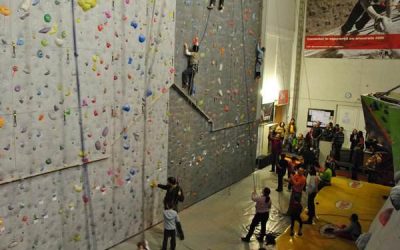 “Mai sus tot mai sus” – Cursuri de cățărat pentru copii