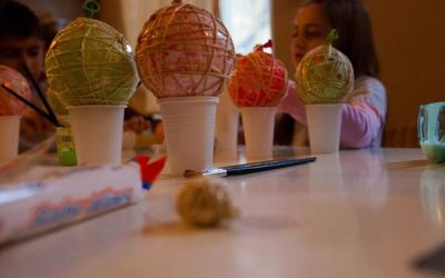 Astăzi facem cunoștință cu Omida mâncăcioasă