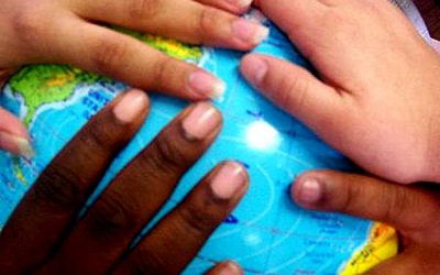 Cum îți înveți copilul despre alte culturi?