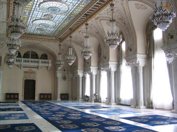 Prinți, prințese, regi și regine – expediție culturală la Palatul Cotroceni