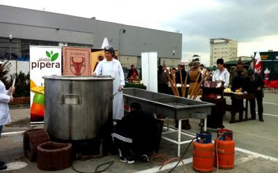 Poale’n brâu de 7 metri de gustat în Piața Pipera