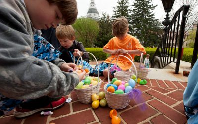 Vânătoare de ouă de Paște la Peleș