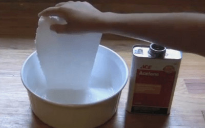 Experiment pentru copii: cum dispare zăpada artificială