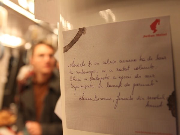 Poezie la metrou