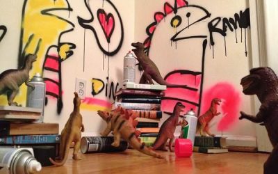Dinovember sau cum dinozaurii prind viață peste noapte