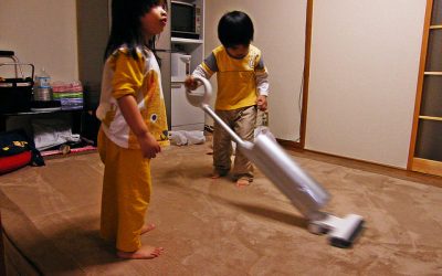 Tips & tricks ca cei mici să vă ajute la curățenie
