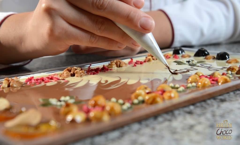 Invităm copiii la felicitări de ciocolată la Heidi ChocoWorld [concurs încheiat]