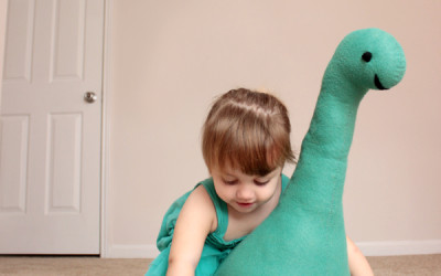 DIY – Monstrul din Loch Ness e prietenos și vrea la joacă