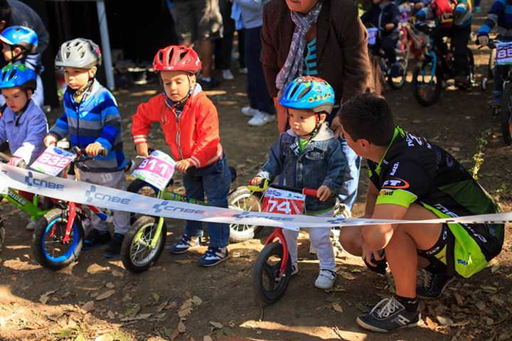 Rocket Bike Fest, competiție de biciclete cu lecții de bine