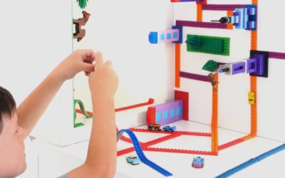 Bandă adezivă LEGO – montează construcții LEGO unde vrei tu :)