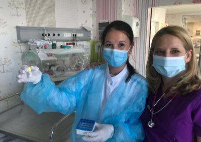 Bebelus prematur, salvat cu ajutorul unei terapii inovatoare cu celule stem