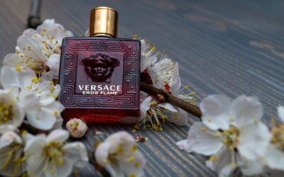 Versace: rafinament într-o sticluță de parfum!