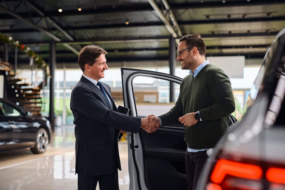 Închiriere auto pentru călătorii de afaceri: ghid practic