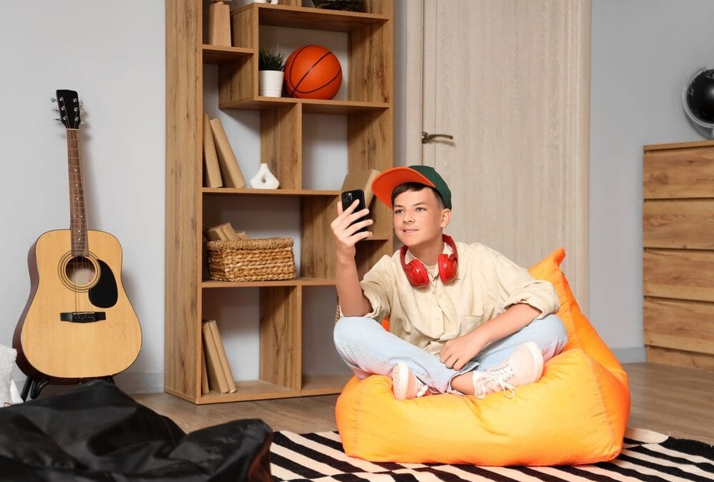 Cum alegi un fotoliu para pentru adolescent: 7 pași practici despre dimensiuni și integrare în cameră